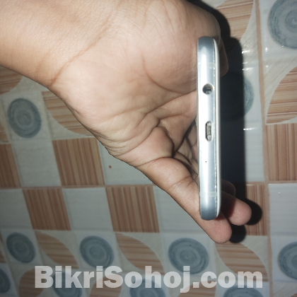 Samsung Galaxy J5 (2016) 2/16 GB